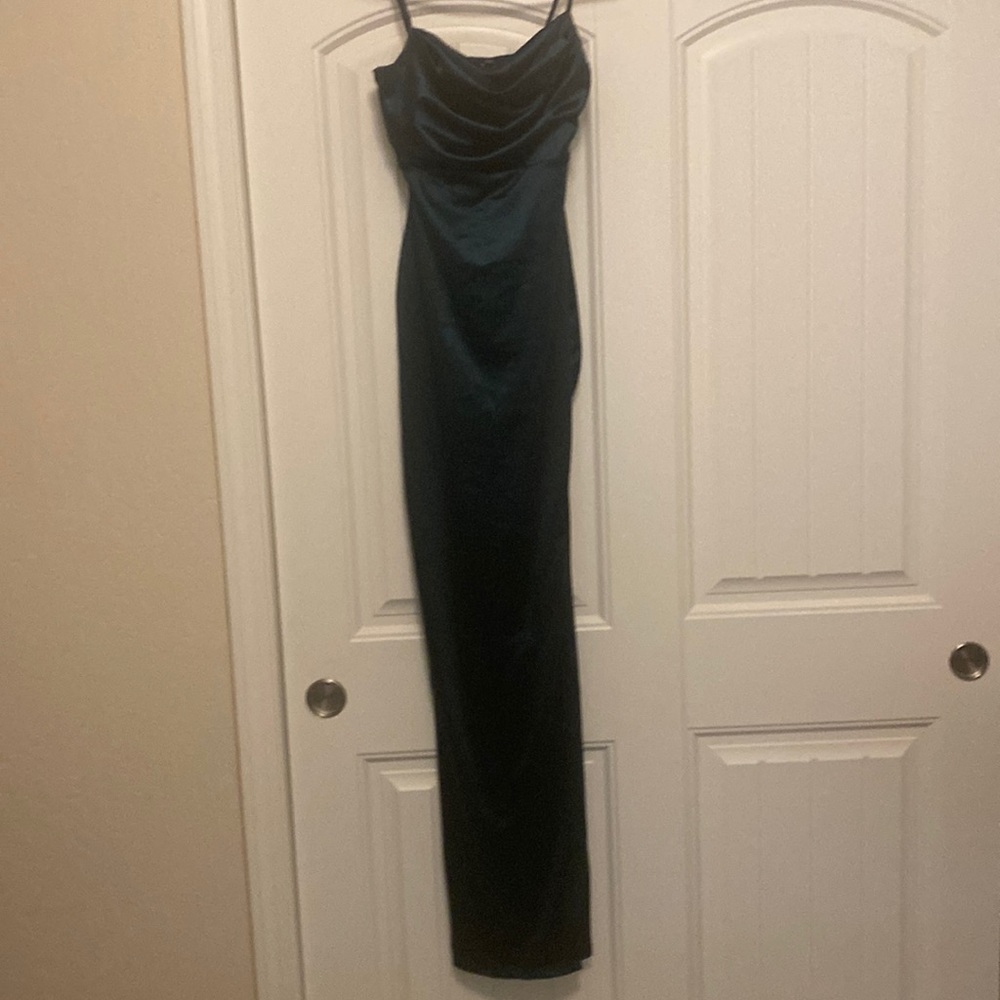 Emerald green prom dress